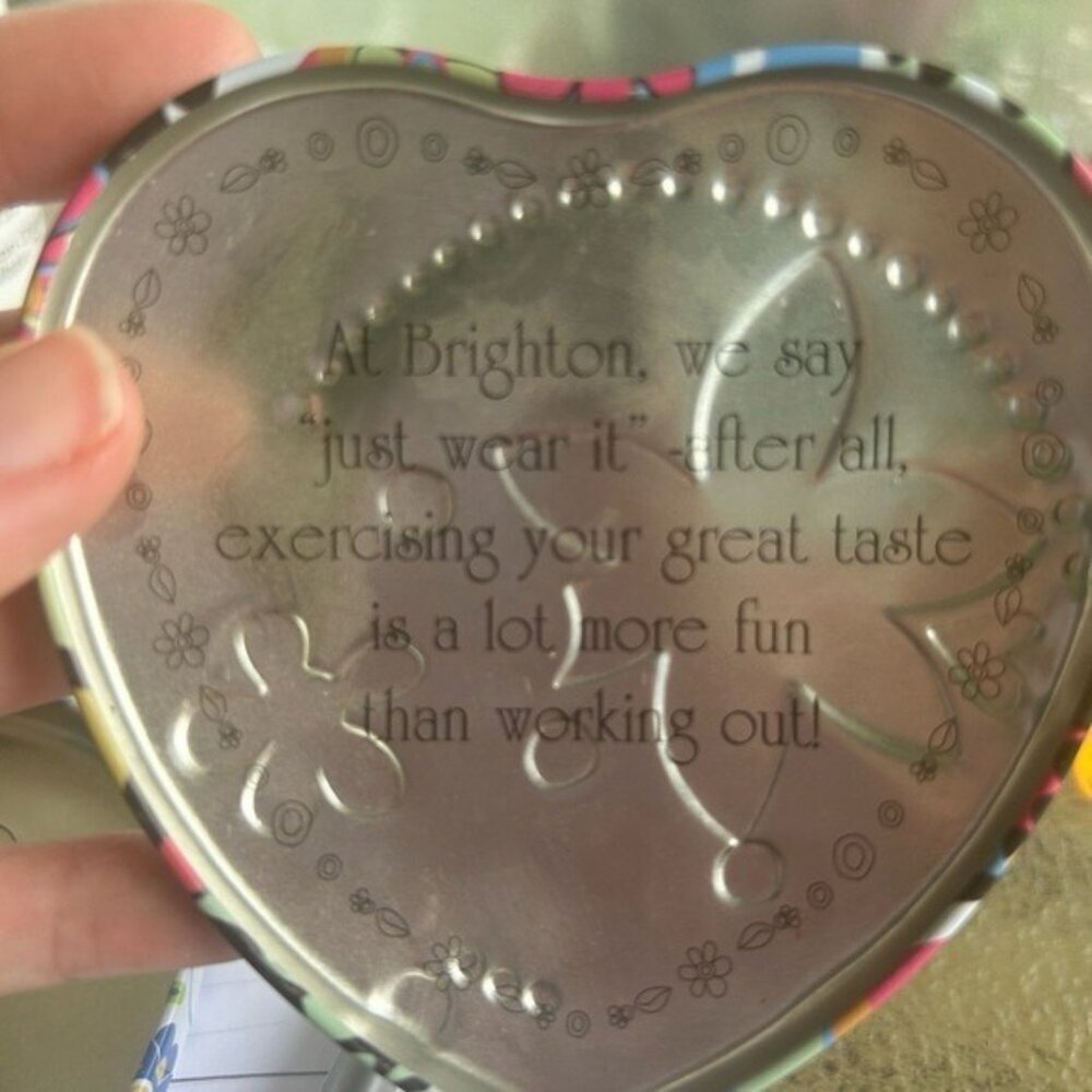 Brighton Set of 3 collectible heart-shaped tins, decorative, inspirational words - Picture 4 of 16